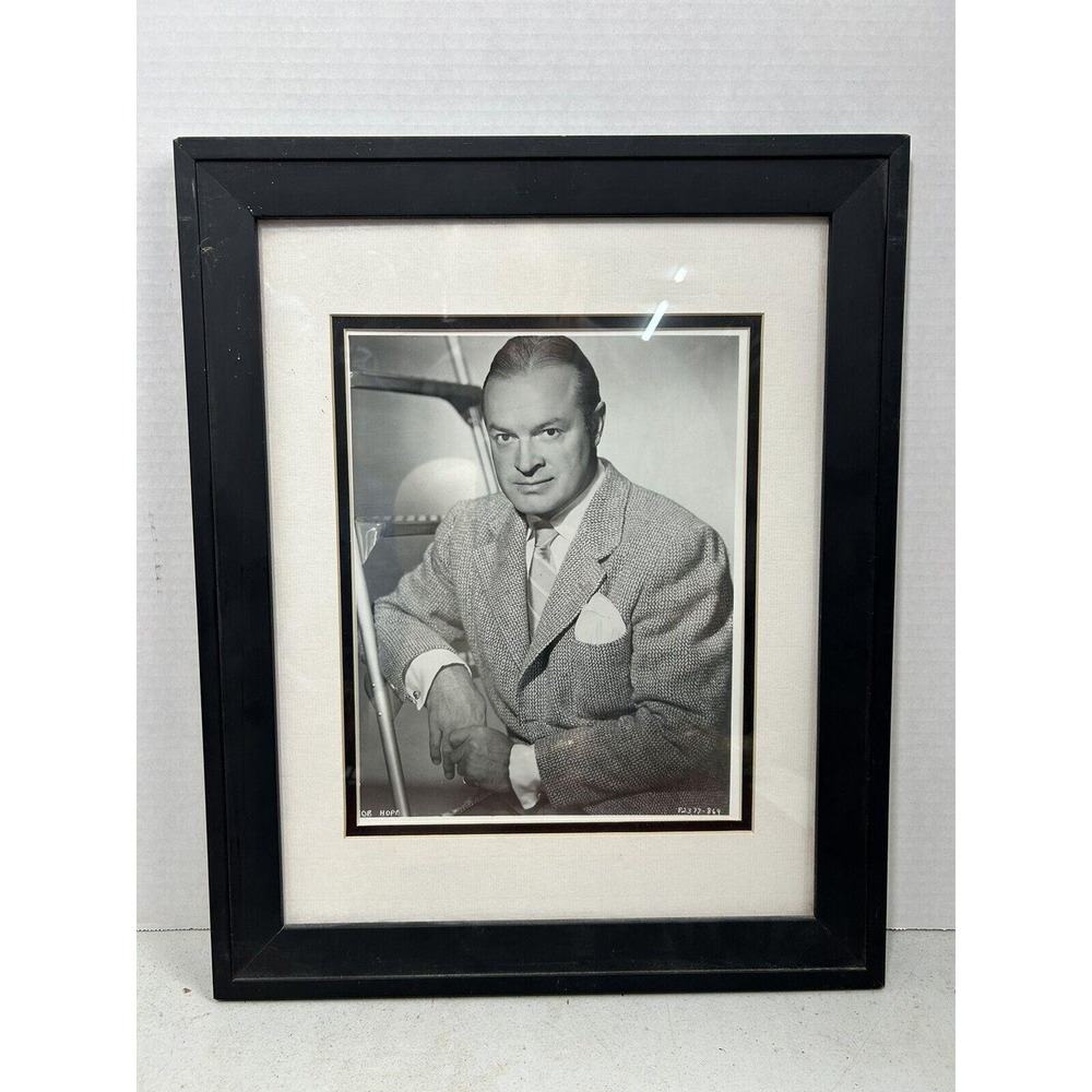 Homestudio‎ Bob Hope Wood Framed Photo 13x16 Black White Portrait Old Hollywood